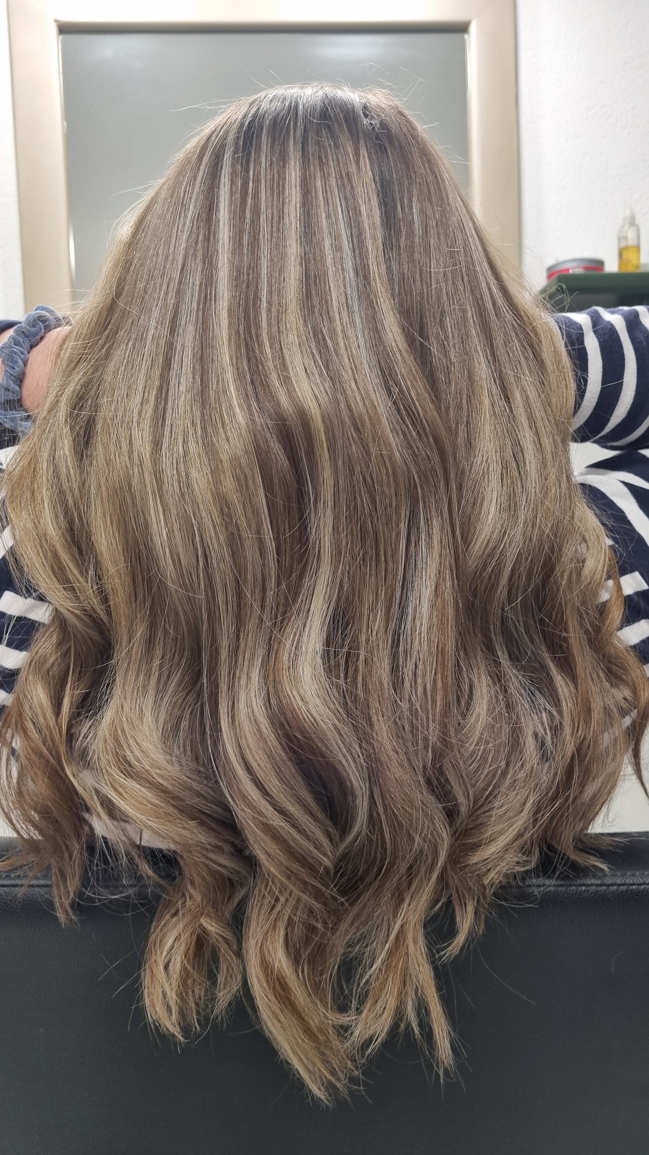 Frizura salon Amela v9-4